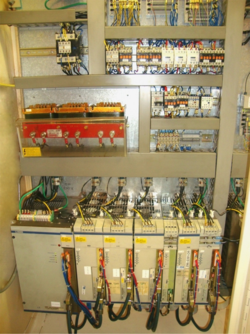 Prior to upgrade, each machine controller was based on NUM’s earlier-generation 1050 series CNC.