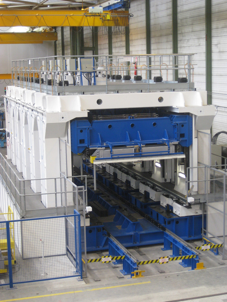 Vue machine du coté convoyeur.