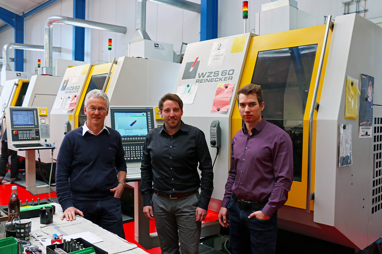 V.l.n.r. Herrn Jörg Federer NUMROTO Applikations Ingenieur bei NUM, Herrn Jochen Eckerle, Produktionsleiter bei INOVATOOLS und Herrn Dennis Marz, Entwicklungsleiter bei INOVATOOLS.