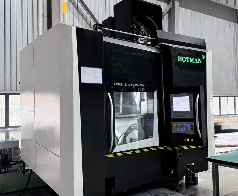 Vertical grinding machine of Hotman: machine in operation