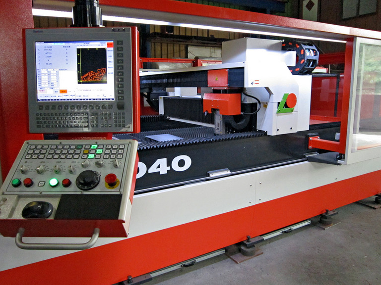 Favor Laser’s new XO high performance laser cutting machine is based on custom CNC hardware and software from NUM.