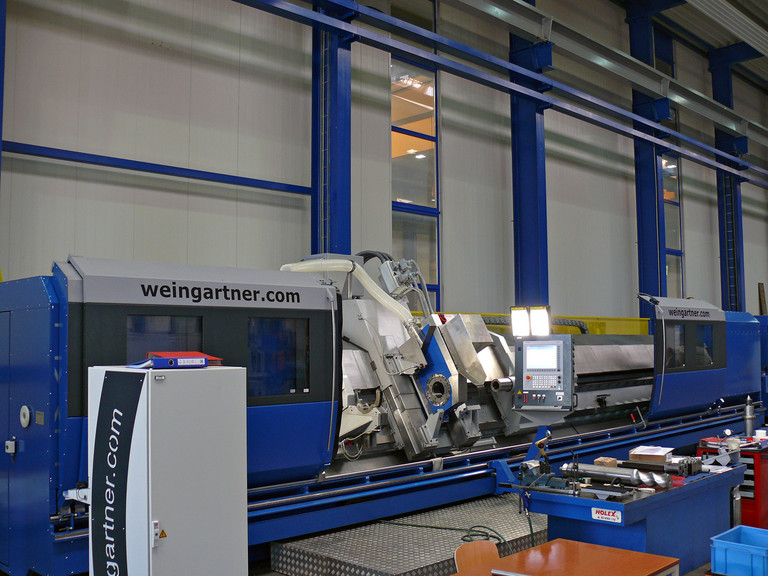 Fertigungsmaschine Typ Vario der Weingärtner Maschinenbau GmbH mit einer Flexium CNC Steuerung von NUM.