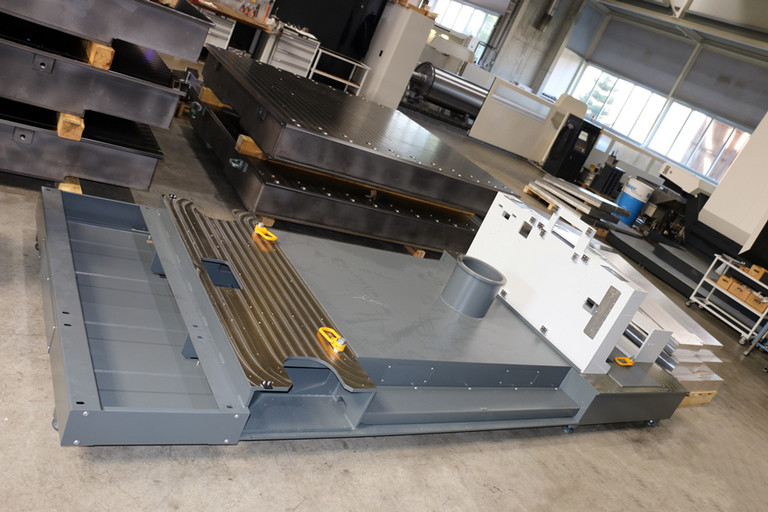 Typical component: machine chassis welded and milled on portal machining center